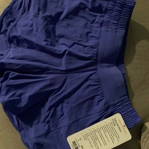 Hotty hot short II *NWT*